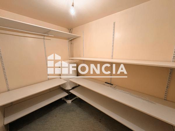 Location Appartement 2 pièces 50 m² - 37 RUE EUGENE DESTEUQUE Reims 51100