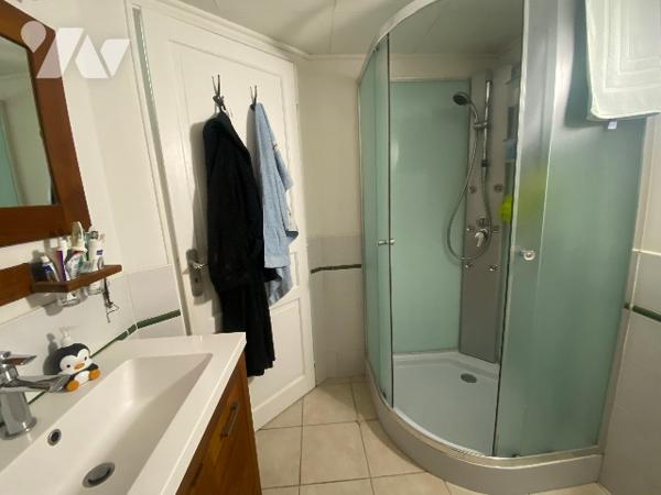 Villa de 127m² habitables environ avec piscine et vue imprenable