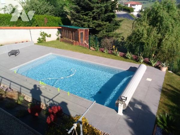 Villa de 127m² habitables environ avec piscine et vue imprenable