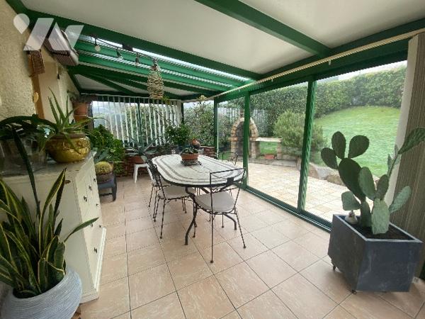 Villa de 127m² habitables environ avec piscine et vue imprenable