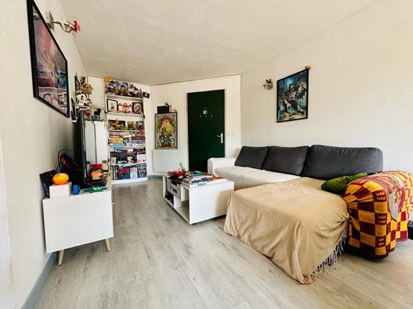 Appartement type 2 avec terrasse garage et stationnement