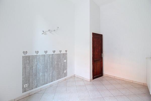 À VENDRE EN EXCLUSIVITÉ à VIDAUBAN : Appartement T3 de 84 m²