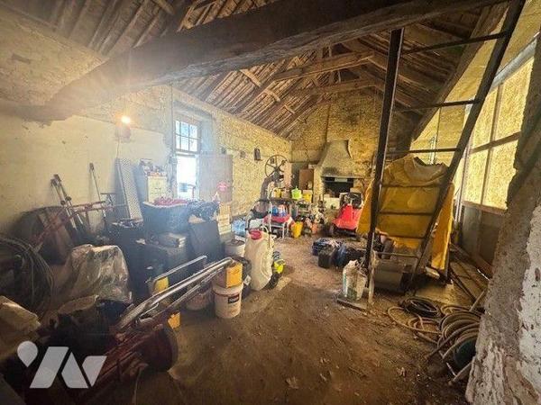 A vendre bâti à CLOHARS CARNOET (29)

Bâti (120 m²) et hangar (120 m²)  A RENOVER situés au b...