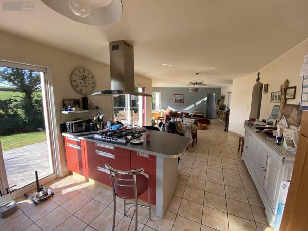 Maison à vendre à Pluguffan dans le Finistère (29700), ref : 023/1546