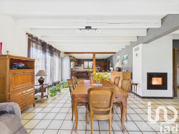 Maison traditionnelle 6 pièces de 126 m² à Neufchâteau (88300)