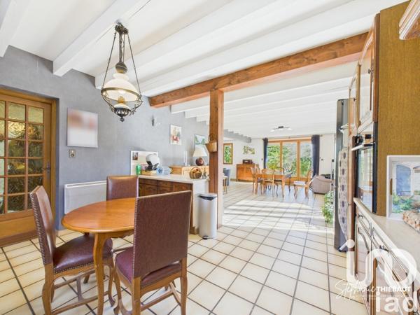 Maison traditionnelle 6 pièces de 126 m² à Neufchâteau (88300)