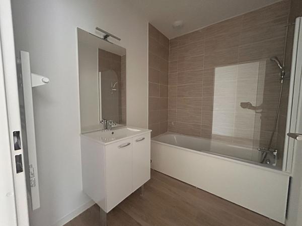 OFFRE - BREUILLET NEUF CENTRE VILLE Breuillet