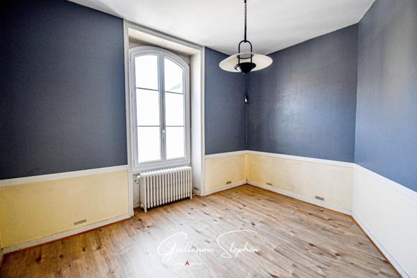 Maison à AIZENAY, 85190 - 13 pièces 286m²