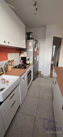 En centre ville dans bel immeuble art déco