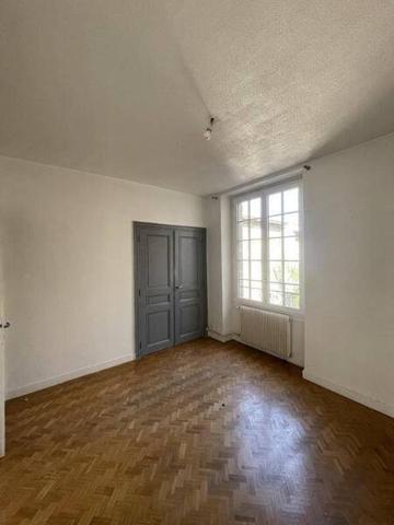 Appartement 4 pièces                                        - 43000 Le Puy-en-Velay Réf : 12910