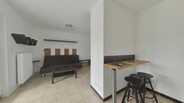 Appartement 1 pièce                                        - 42100 Saint-Étienne Réf : 10206