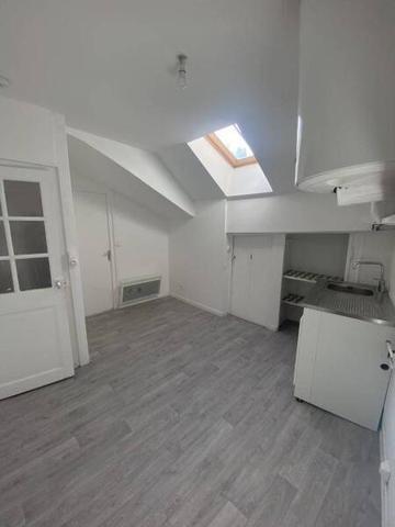 Appartement 1 pièce                                        - 42000 Saint-Étienne Réf : 12835