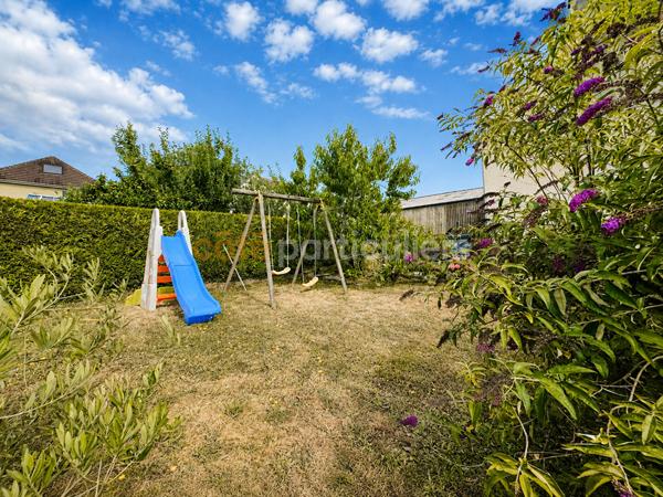 Vente
                Maison142 m² - 6 Pièces -
                    AGNEAUX (50180)