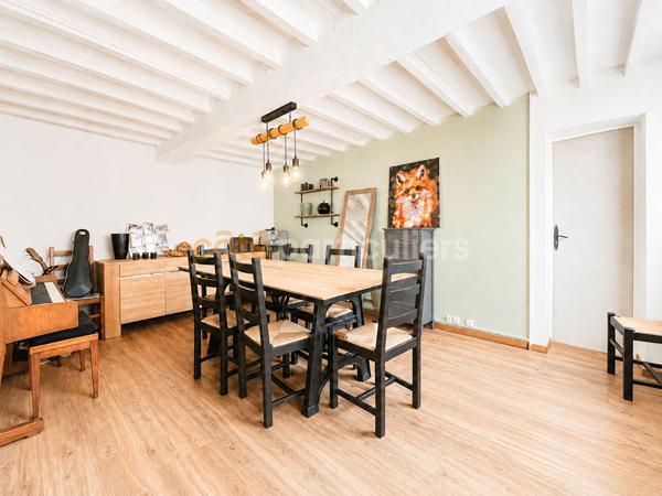 Vente
                Maison142 m² - 6 Pièces -
                    AGNEAUX (50180)