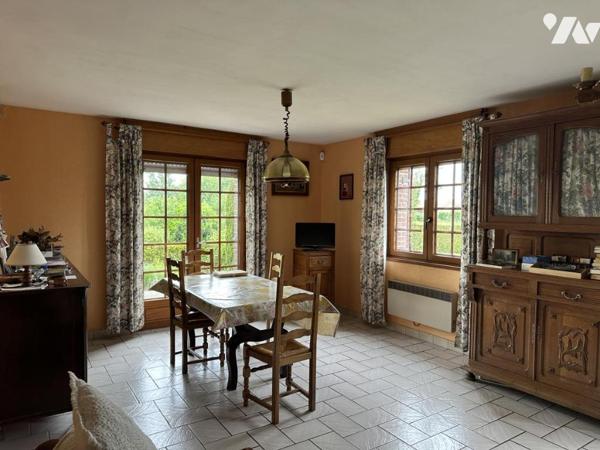 ERQUINGHEM-LYS Pavillon individuel semi plain-pied sur 2700 m² de terrain