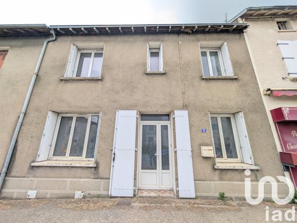House for sale 4 rooms 76 m² Lussac-les-Châteaux