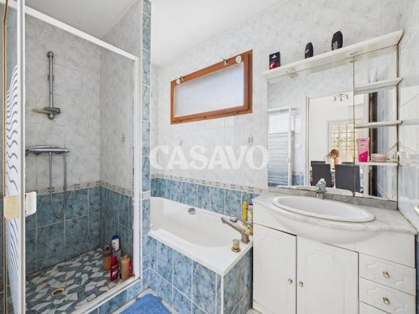 Vente Maison 4 pièces de 120m² - 33610 Cestas