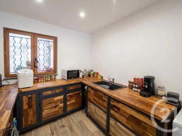 Maison à vendre  5 pièces - 73,10 m 2   ST GILLES  - 30