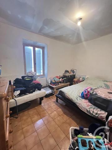 Maison à vendre  5 pièces - 73,10 m 2   ST GILLES  - 30
