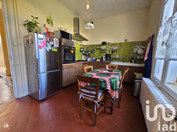 Pavillon 7 pièces de 179 m² à Les Mureaux (78130)