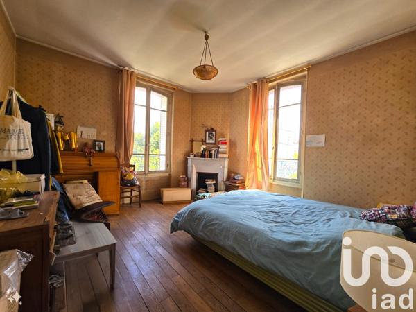 Pavillon 7 pièces de 179 m² à Les Mureaux (78130)