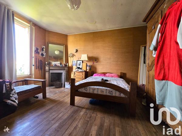 Pavillon 7 pièces de 179 m² à Les Mureaux (78130)