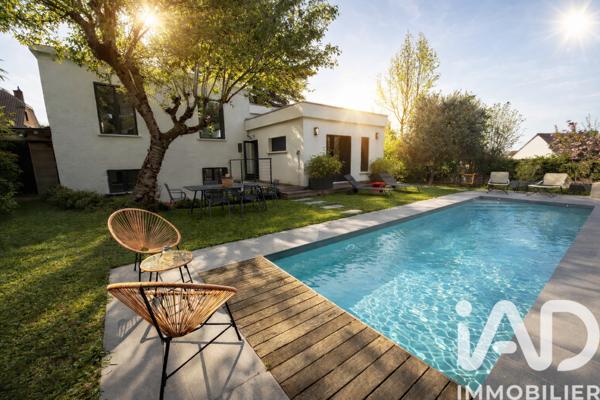 Maison à vendre 6 pièces 158,22 m² Louveciennes