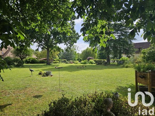 Maison à vendre 10 pièces 216 m² Sainte-Gemme-Moronval