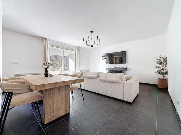 Appartement Marseille 3 pièce(s) 66.5 m2