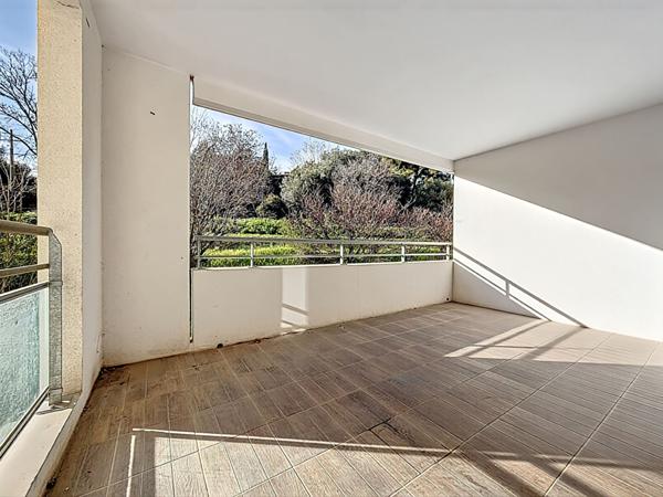 Appartement Marseille 3 pièce(s) 66.5 m2