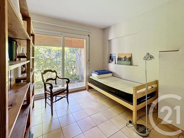 Maison à vendre  4 pièces - 89,60 m 2   GUJAN MESTRAS  - 33