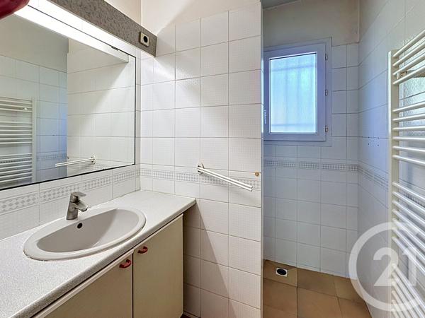Maison à vendre  4 pièces - 89,60 m 2   GUJAN MESTRAS  - 33
