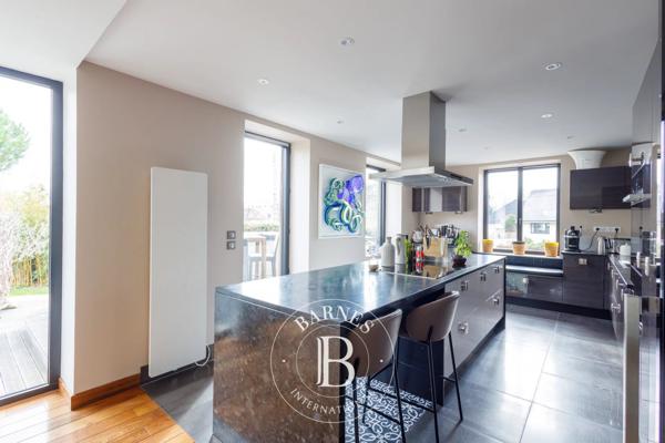Caen, Maison 4 Chambres -  210 m² à vendre