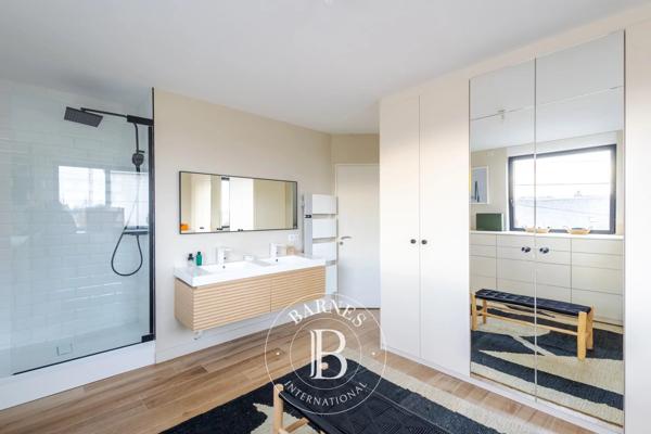 Caen, Maison 4 Chambres -  210 m² à vendre