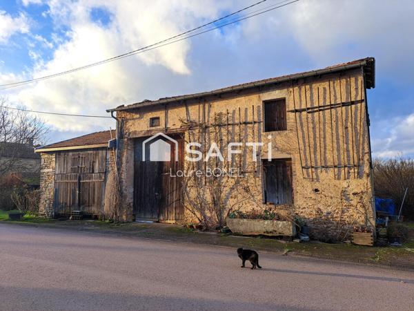Maison de village avec ses grandes dépendances