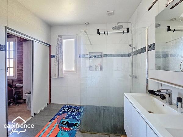 Argentonnay (79150) - Maison familiale 151 m² – 5 chambres dont 2 de plain-pied – sous-sol, jardin 1 350 m²