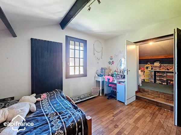 Argentonnay (79150) - Maison familiale 151 m² – 5 chambres dont 2 de plain-pied – sous-sol, jardin 1 350 m²