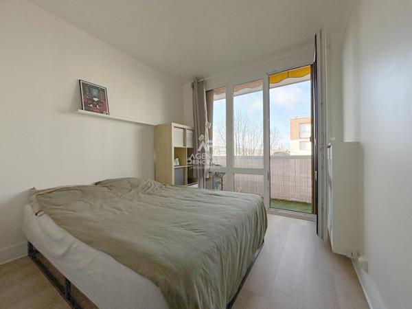 Chaville - RG - Beau 3 pièces avec balcon. €368 000 ** - Référence 649-C