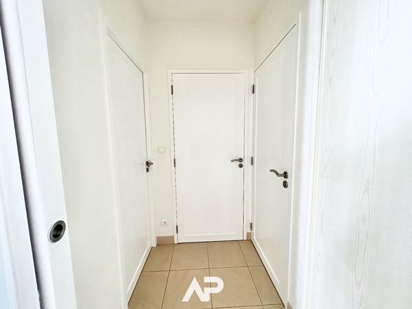 Appartement 1 chambre - Ville en Bois €287 500 ** - Référence MR621