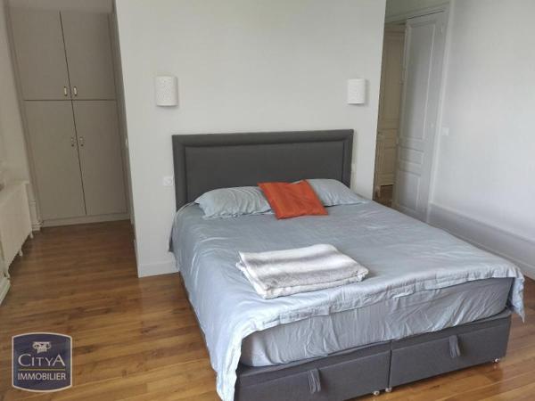 Location appartement Périgueux (24000) 5 pièces 151m²