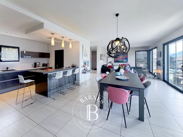 Tresserve, Maison 4 Chambres -  234 m² à vendre