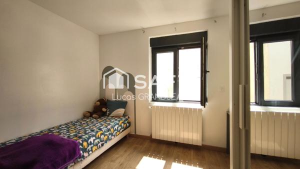 Immeuble Rénové en Monopropriété / Deux Appartements