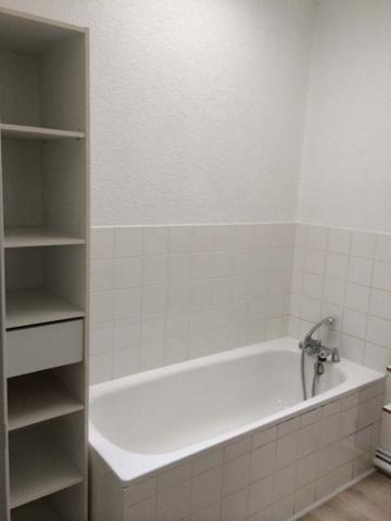 APPARTEMENT MEXIMIEUX - 3 pièce(s) - 51.67 m2