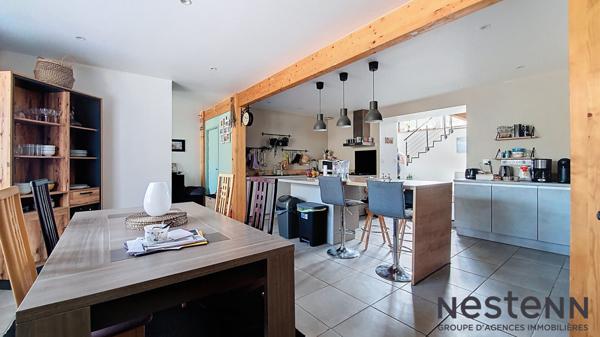 A Vendre Maison 3 Chambres Renovee avec Jardin Secteur Cazeres, Charme, Confort et Volumes !