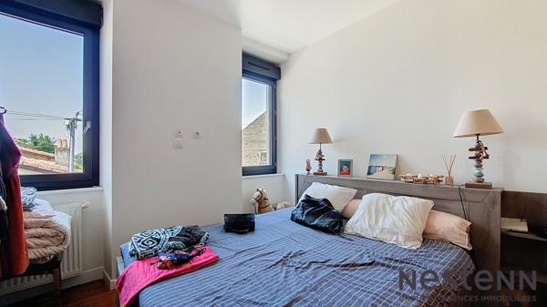 A Vendre Maison 3 Chambres Renovee avec Jardin Secteur Cazeres, Charme, Confort et Volumes !