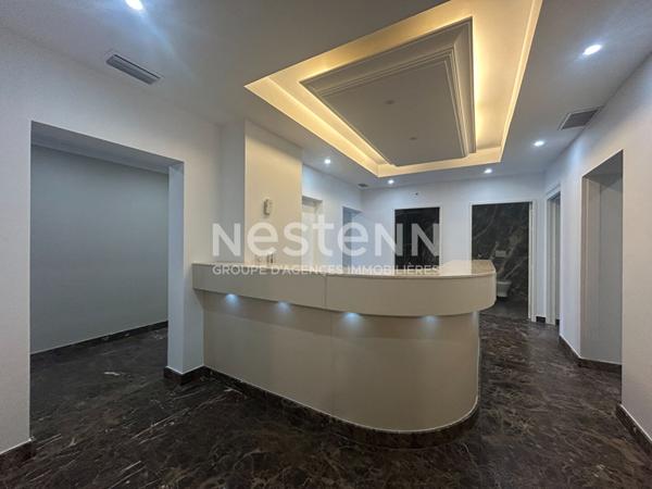 Bureaux (modifiable en habitation) 150m² avec PARKING - Grand standing au coeur d'Avignon intra-muros