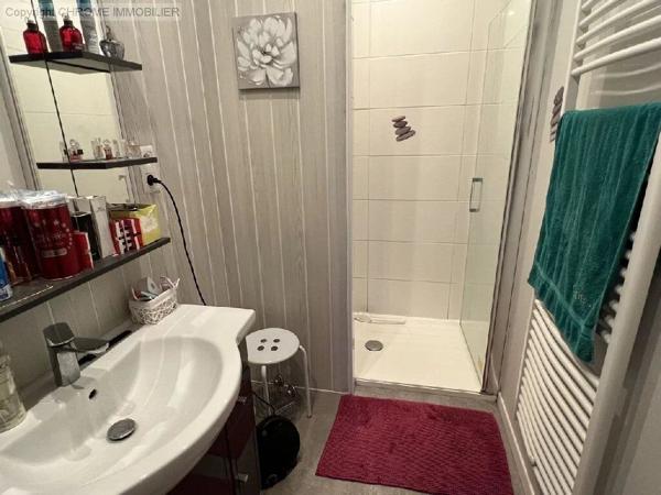 Vente                                                      Maison
                        
                     6 pièces                      144 m2                     à Marmande
