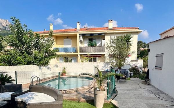 Appartement à vendre    3 pièces • 59 m2 Toulon