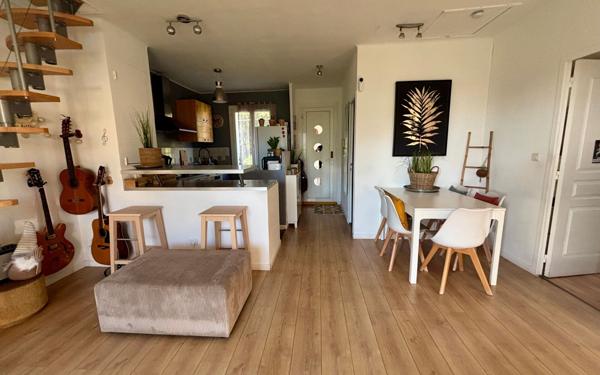 Appartement à vendre    3 pièces • 59 m2 Toulon