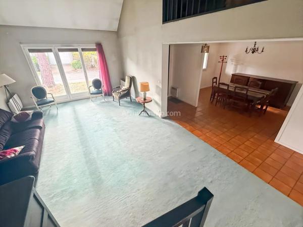 Vente Maison 8 pièces 189 m2 à Soisy-sur-Seine